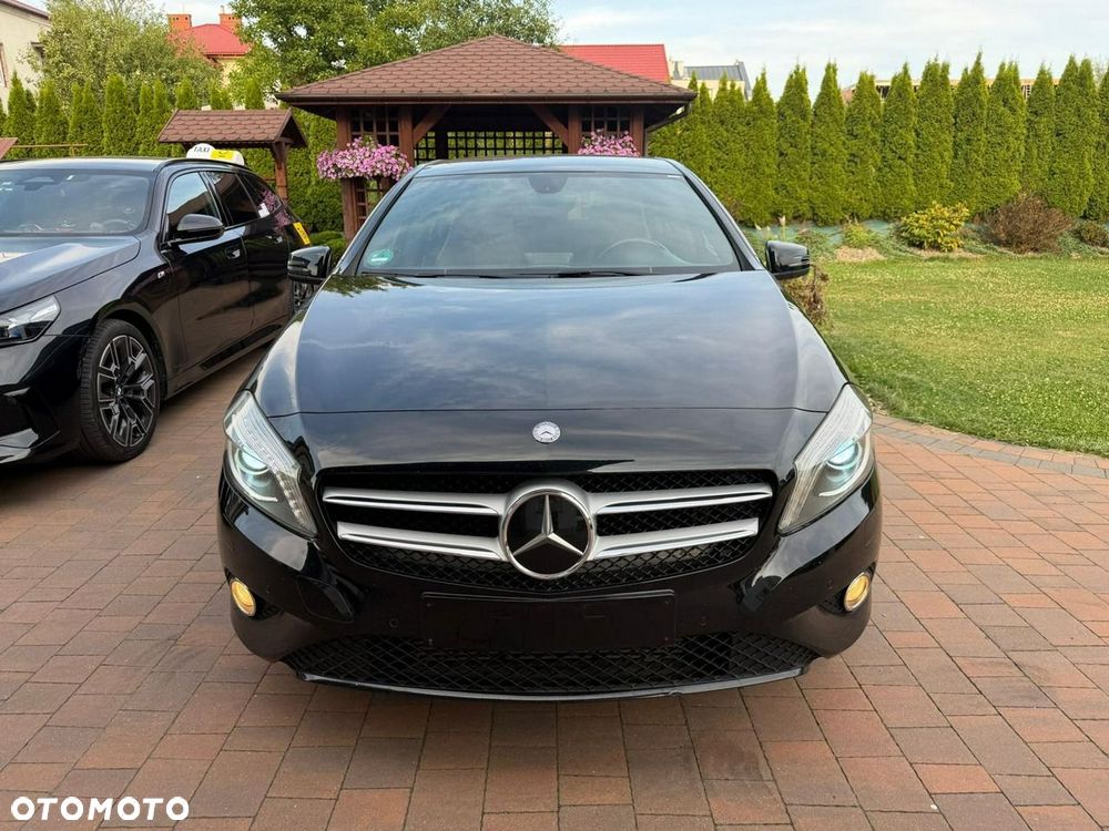 Mercedes-Benz Klasa A 180 (BlueEFFICIENCY) 7G-DCT AMG Sport - 2