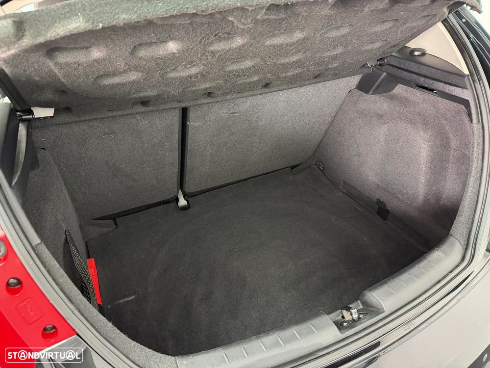 SEAT Leon 1.4 TSI Linea R - 11