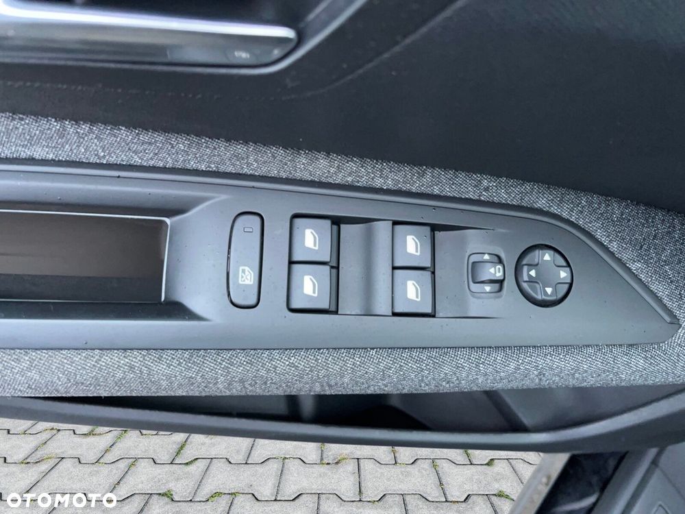 Peugeot 3008 - 14