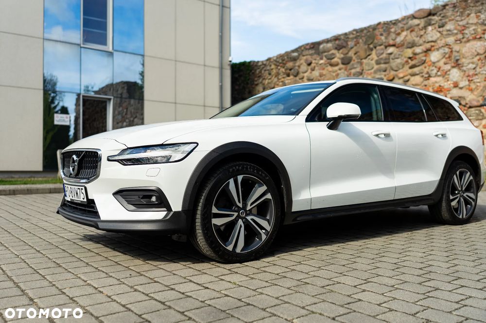 Volvo V60 Cross Country D4 AWD - 6