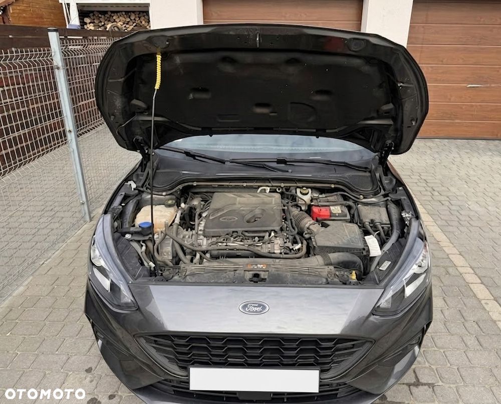 Ford Focus 1.5 EcoBoost ST-Line - 11