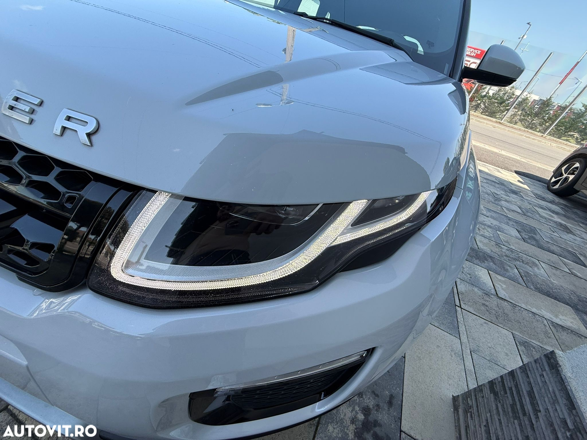 Land Rover Range Rover Evoque - 9