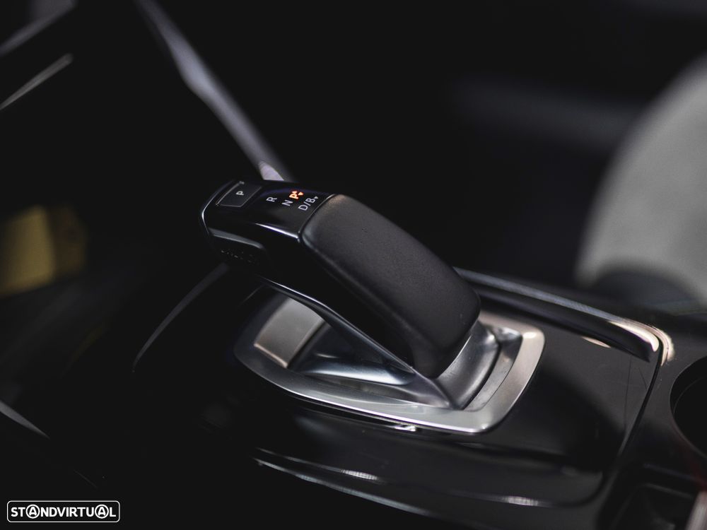 Peugeot e-2008 GT Pack - 20