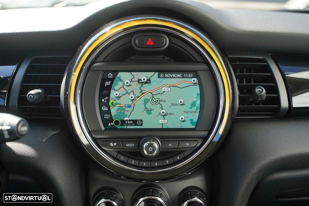 MINI 3 Portas One Auto - 18