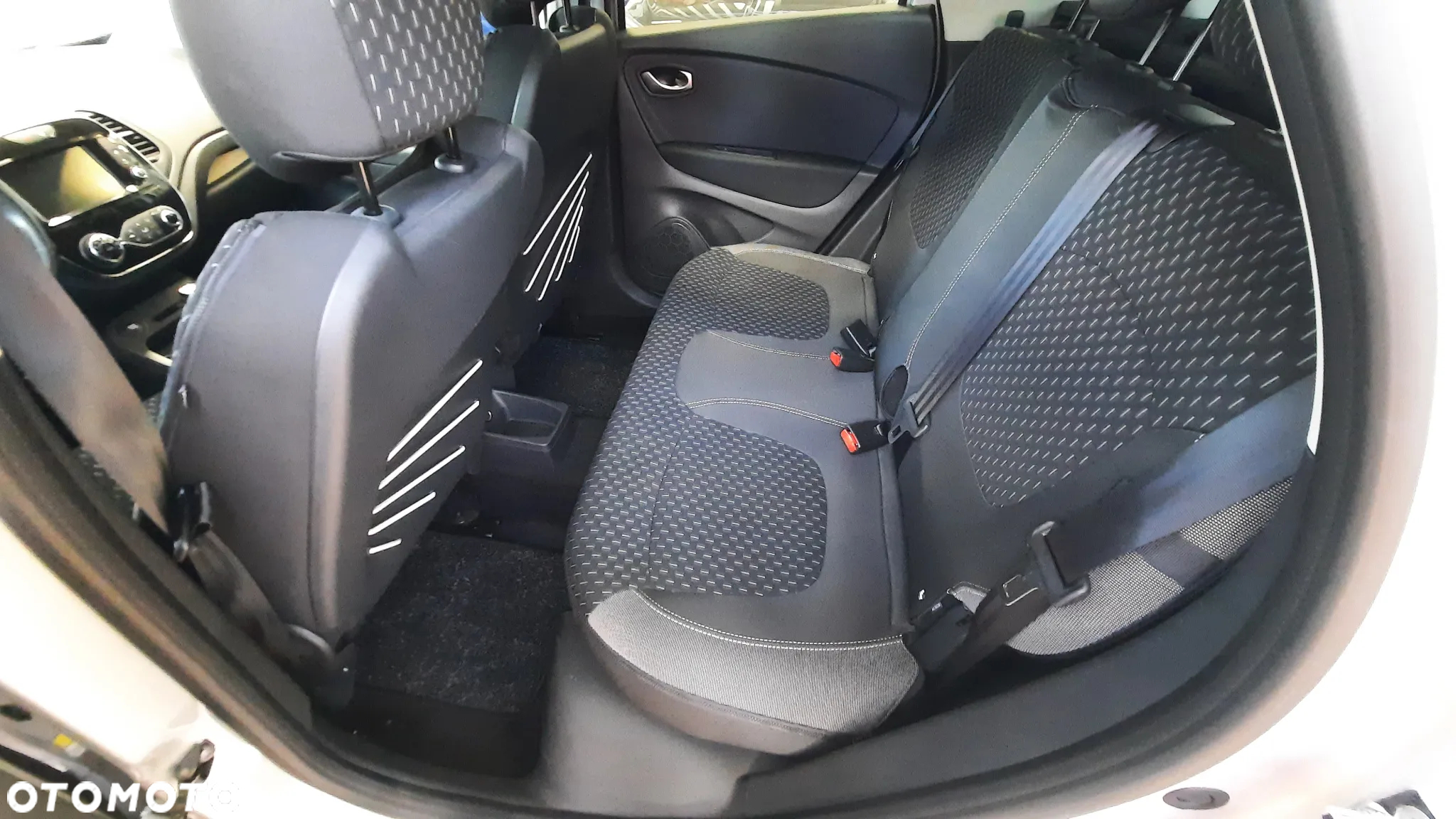 Renault Captur 0.9 Energy TCe Intens EU6 - 7