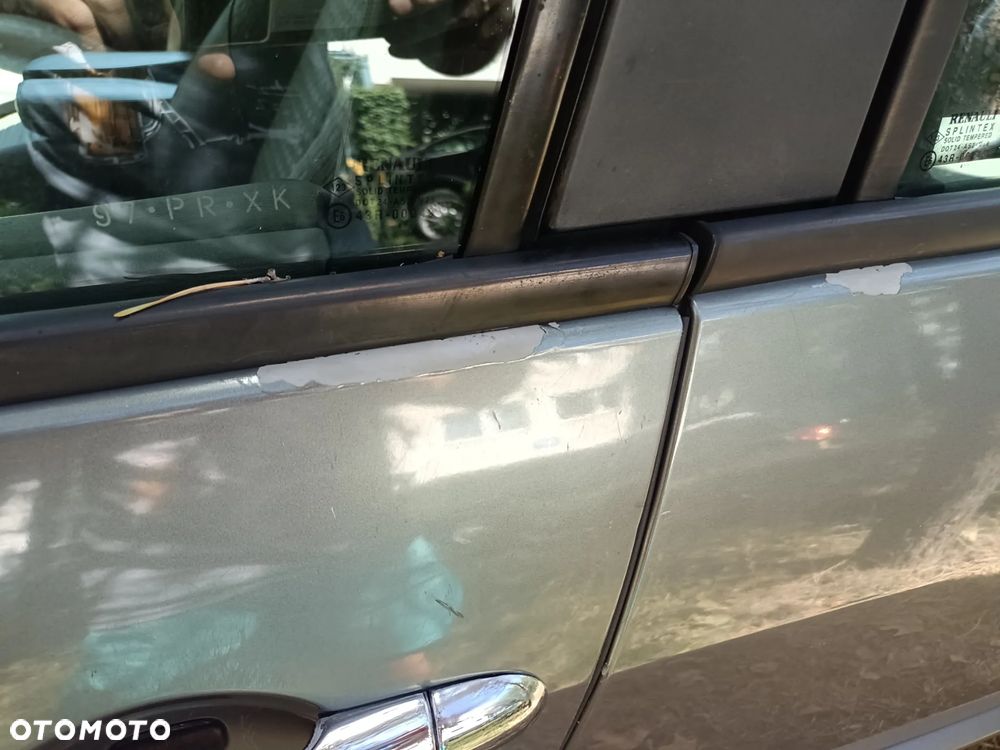 Renault Scenic - 21