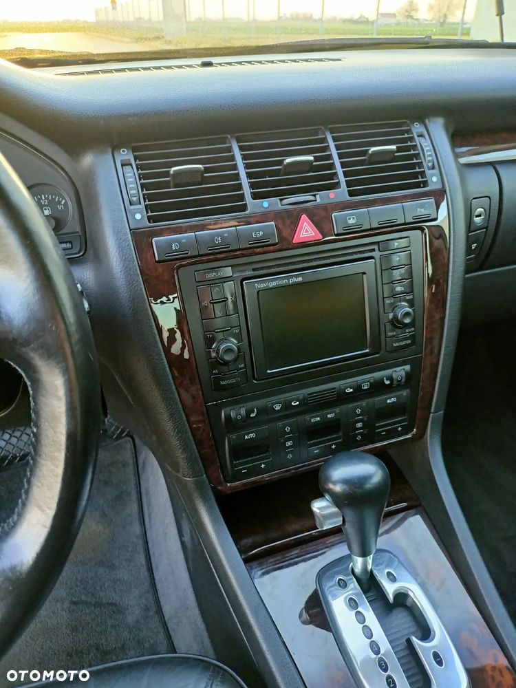 Audi A8 3.7 Tiptronic - 17