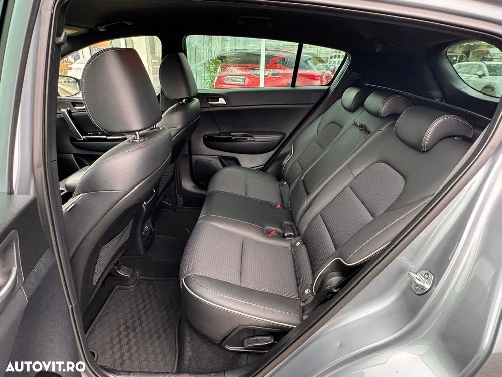 Kia Sportage 1.6 T-GDI 7DCT 4x4 GT Line - 14