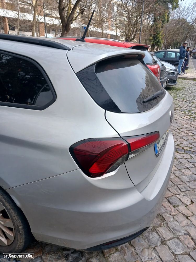 Fiat Tipo Station Wagon 1.3 M-Jet Lounge - 3