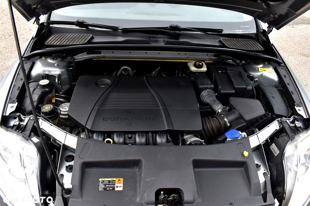 Ford Mondeo 2.0 Ghia X100 / X - 39
