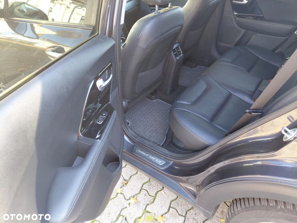 Kia Niro 1.6 GDI Hybrid L - 3