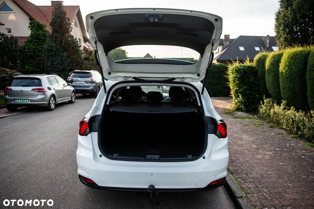 Fiat Tipo 1.4 T-Jet Lounge - 14