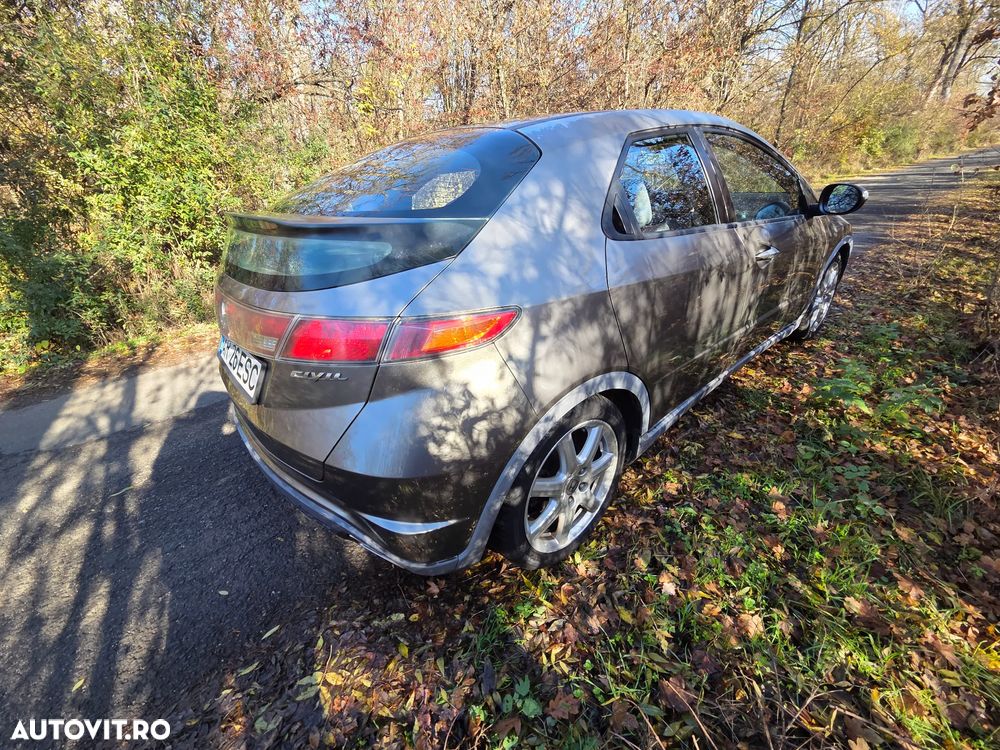 Honda Civic 1.8i Confort - 6