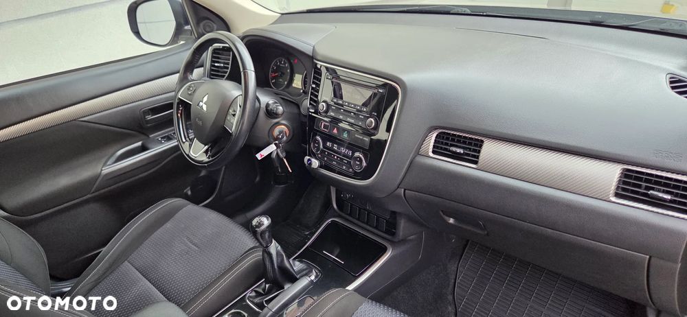 Mitsubishi Outlander 2.0 City Style 2WD - 36