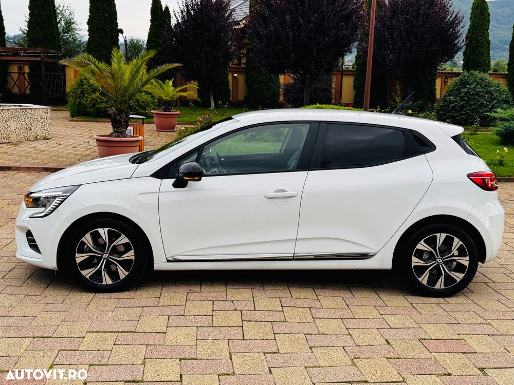 Renault Clio - 7