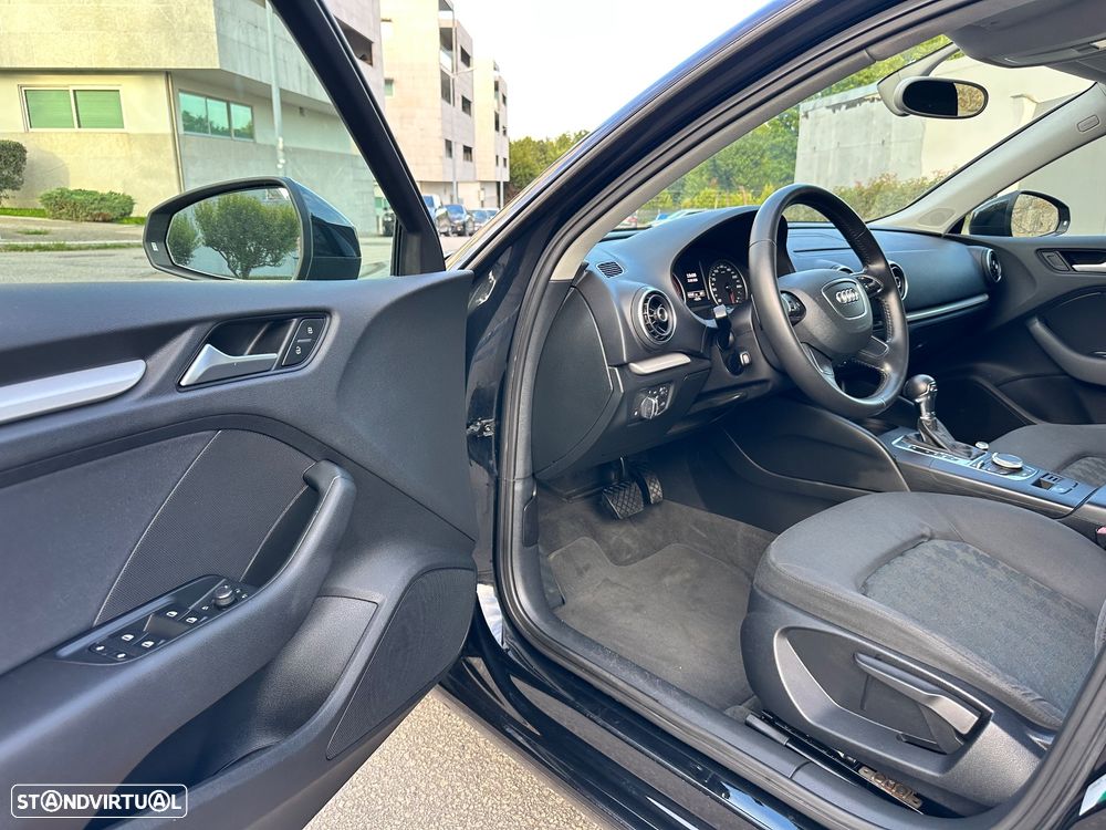 Audi A3 Sportback 1.6 TDI Attraction S tronic - 17