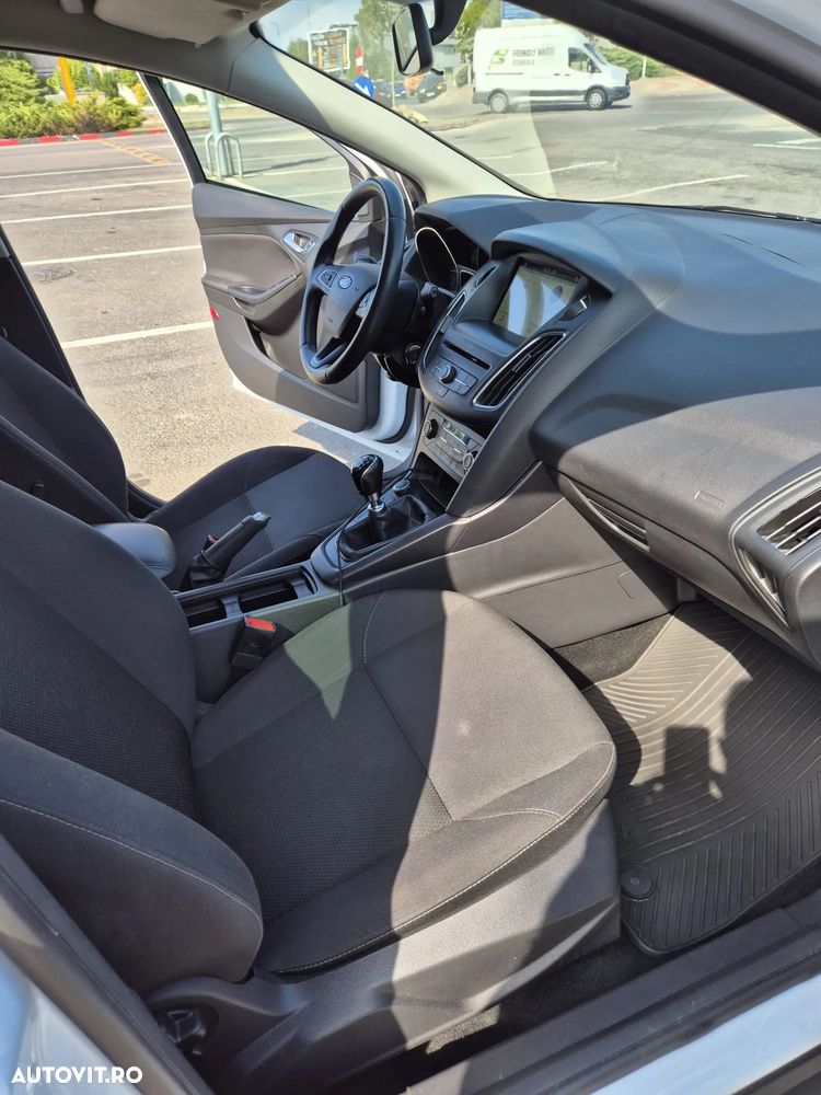Ford Focus 1.5 TDCi Trend - 14
