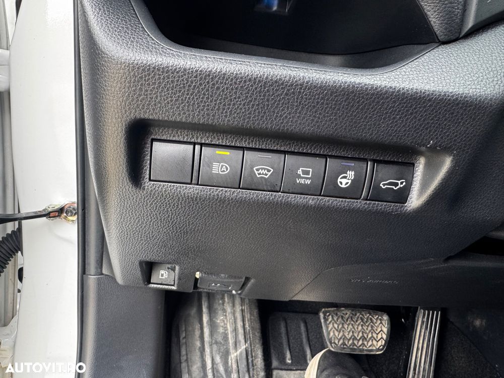 Toyota RAV4 2.5 Hybrid VVT-iE 4x4 Luxury Premium - 8