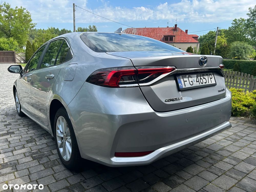 Toyota Corolla 1.8 Hybrid Comfort - 24