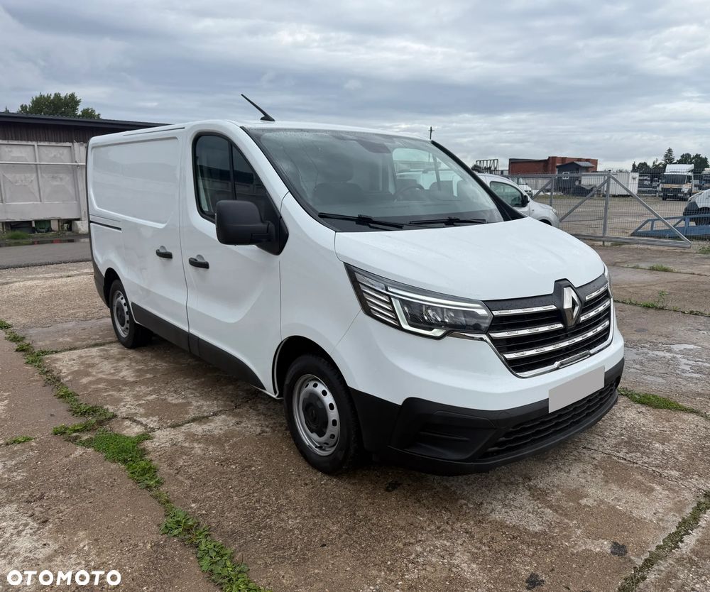 Renault Trafic 2.0 DCI 130KM / 2023 ROK Nowy Model / L1 H1 / Serwis ASO / Bezwypadkowy