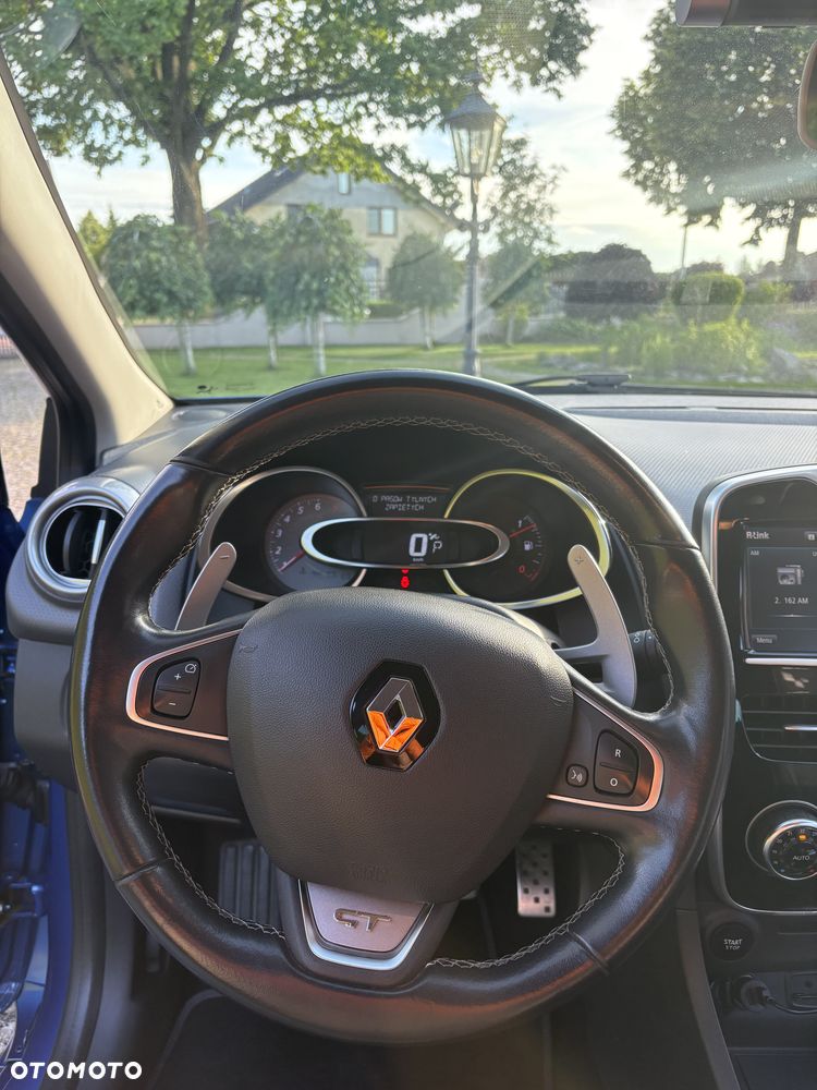Renault Clio - 21