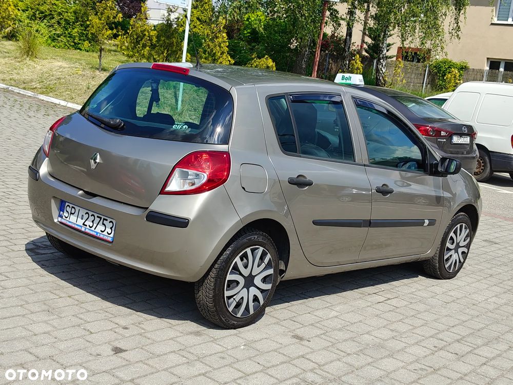 Renault Thalia 1.5 dCi Alize - 10