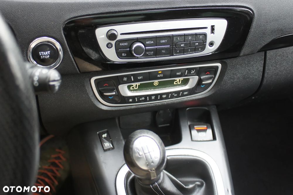 Renault Grand Scenic Energy dCi 110 S&S Bose Edition - 31