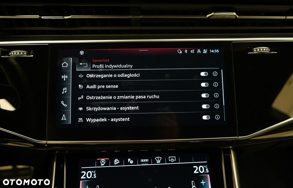 Audi Q8 - 32