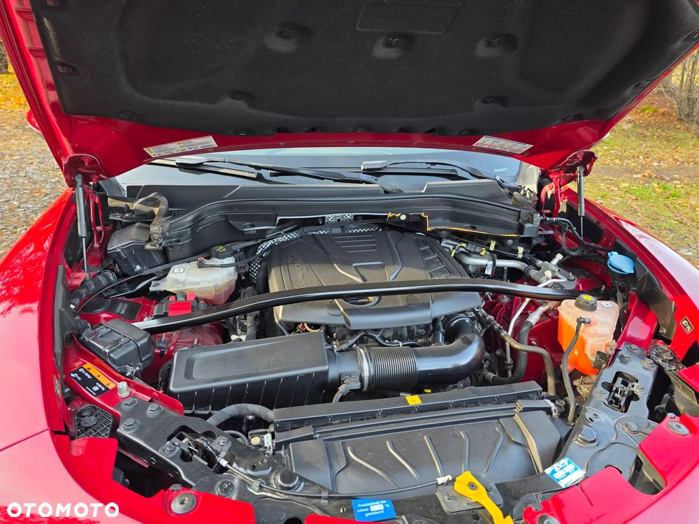 Alfa Romeo Stelvio 2.0 Turbo 16V AT8-Q4 Sprint - 4