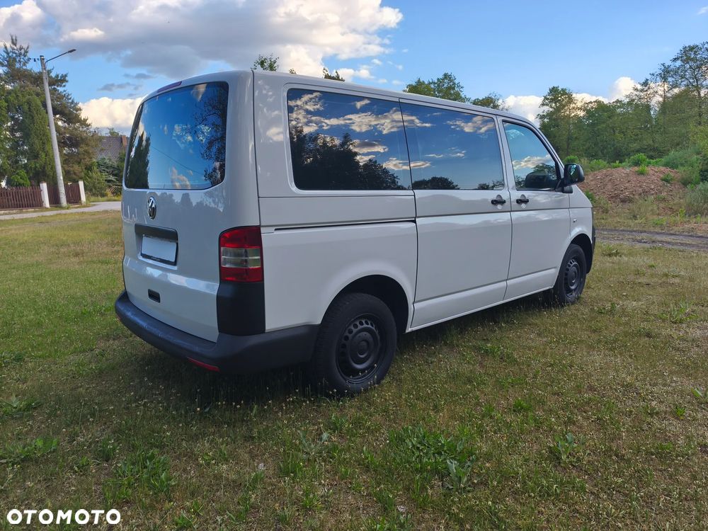 Volkswagen Transporter - 11