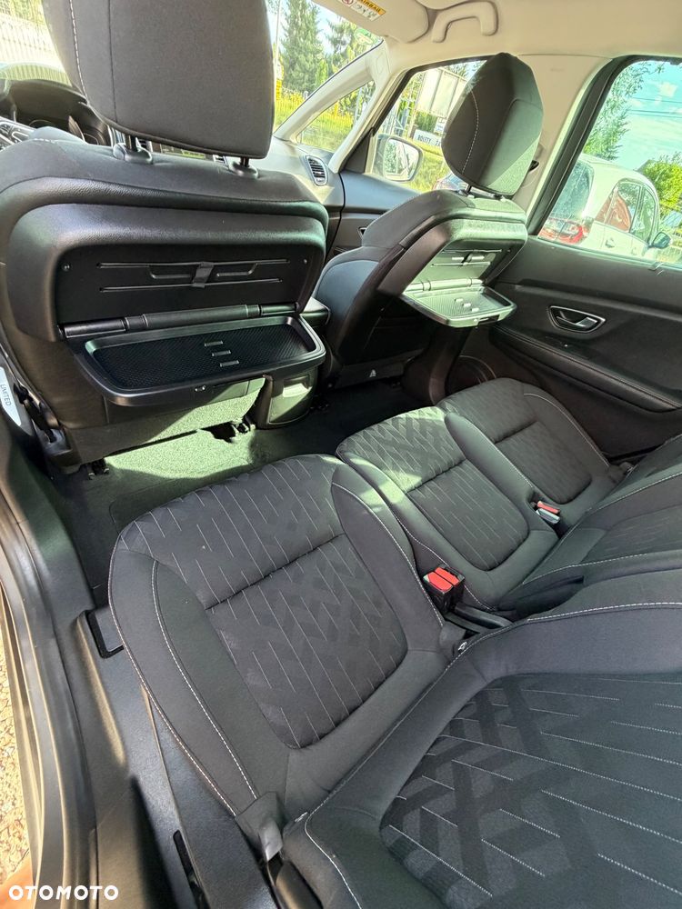 Renault Grand Scenic - 27