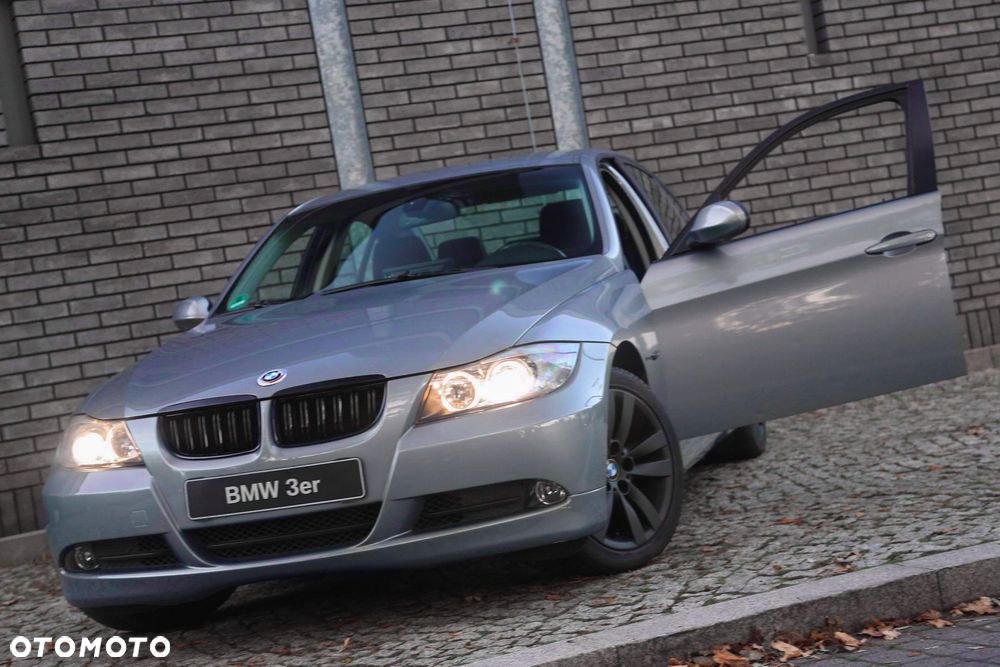 BMW Seria 3 - 1
