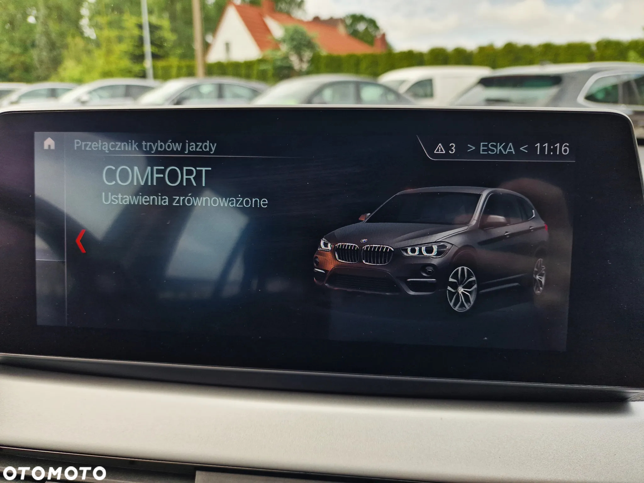 BMW X1 sDrive20i - 33