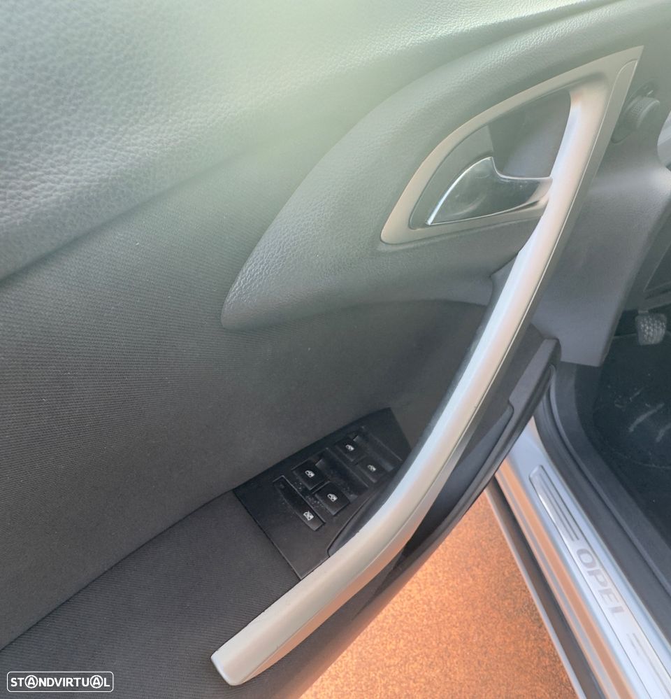 Opel Astra 1.4 Executive J16 - 8