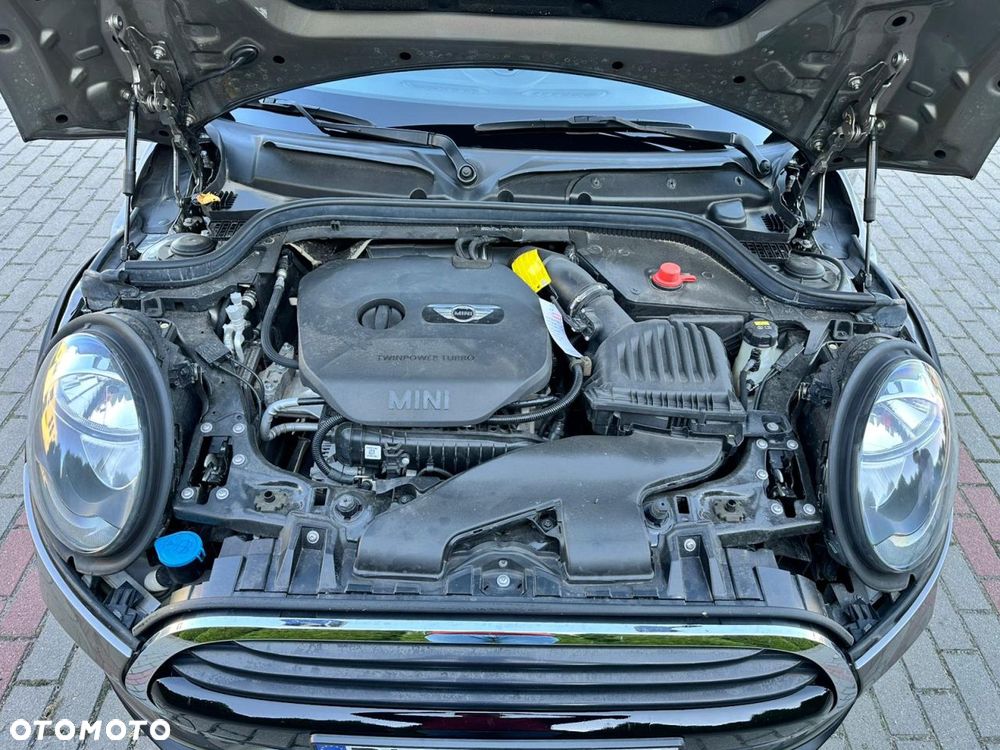 MINI Cooper Classic Trim - 19