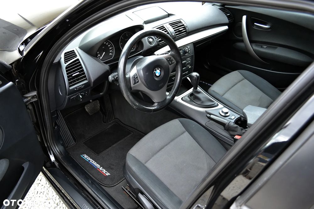 BMW Seria 1 120d - 9