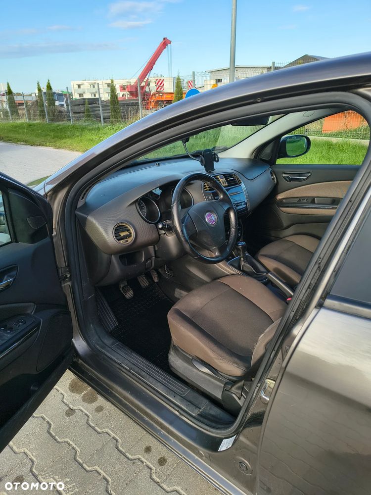 Fiat Bravo 1.4 16V Active - 12