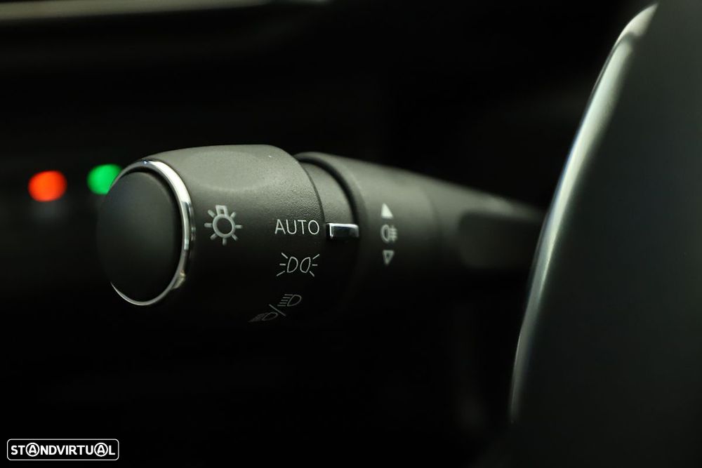 Peugeot 3008 1.2 PureTech GT EAT8 - 17