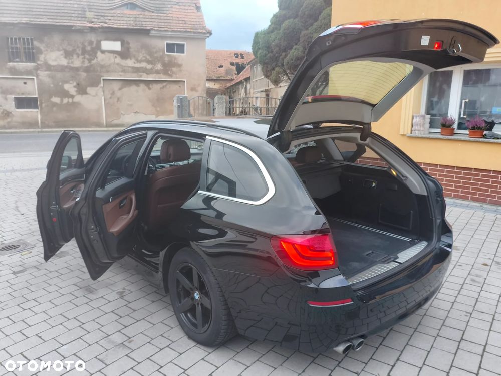 BMW Seria 5 520d Touring - 15