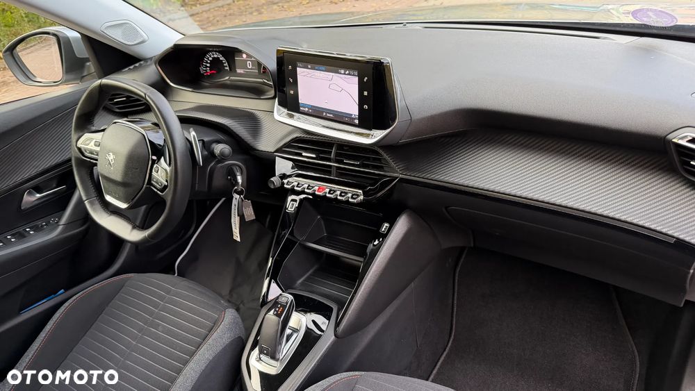 Peugeot 2008 1.2 PureTech Active Pack S&S EAT8 - 17