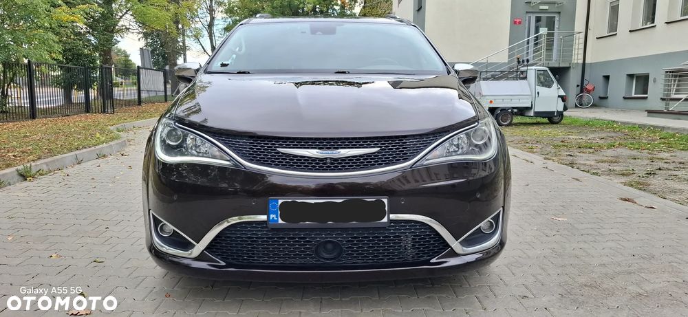 Chrysler Pacifica - 9