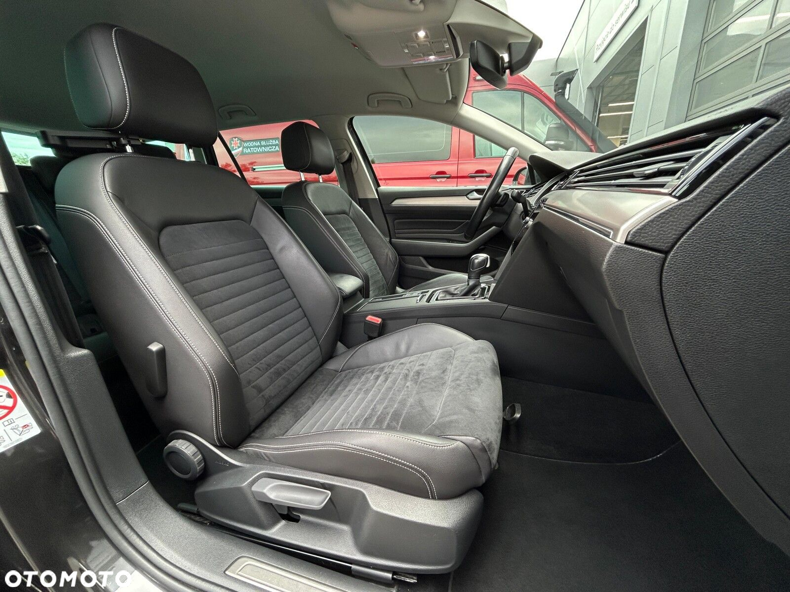 Volkswagen Passat 2.0 TSI Elegance DSG - 19