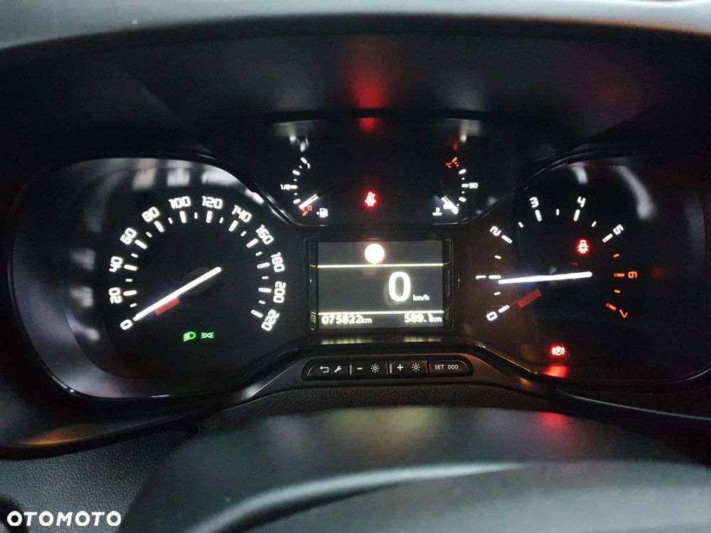 Toyota Proace City Verso 1.2 D-4T Business - 14