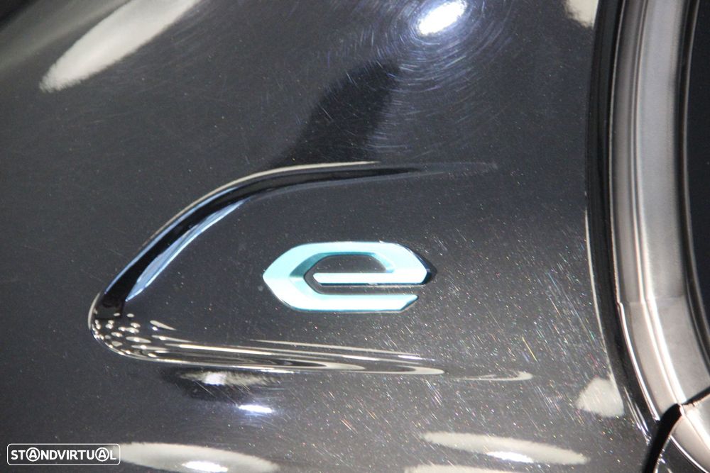 Peugeot e-208 50 kWh GT Line - 6