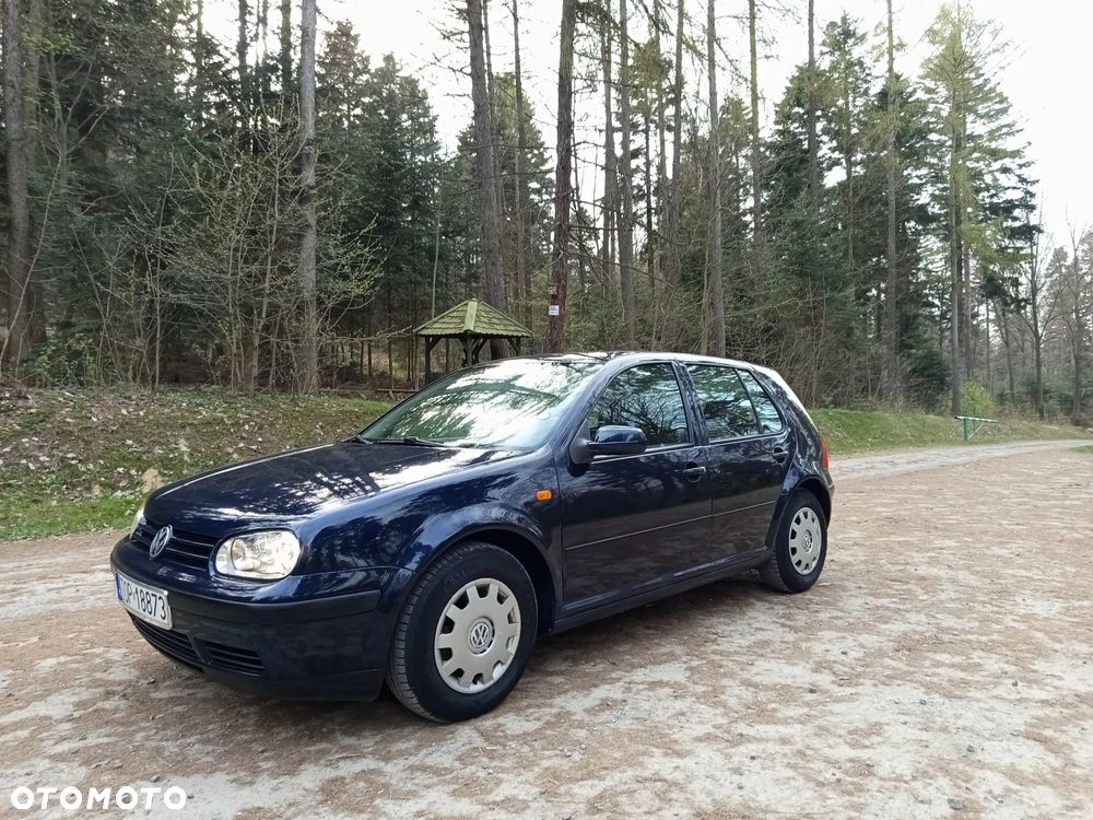 Volkswagen Golf 1.6 - 1