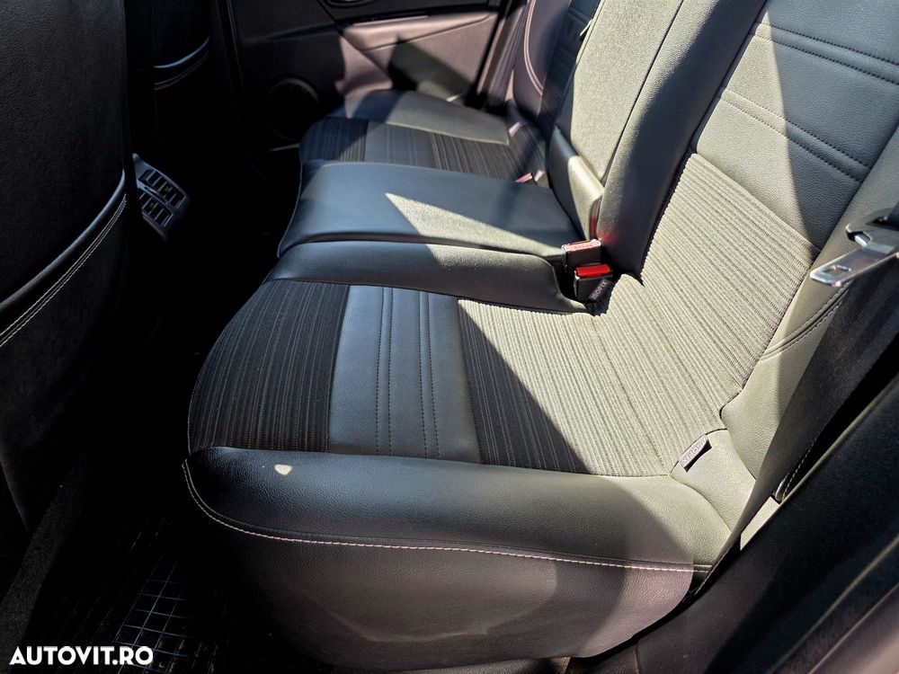 Renault Megane 1.5 dCi Dynamique - 9