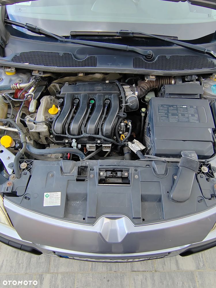 Renault Megane 1.6 16V Expression - 10