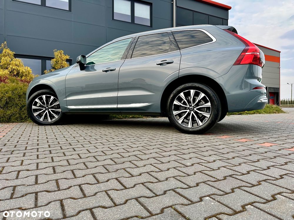 Volvo XC 60 B4 D Plus Bright - 8