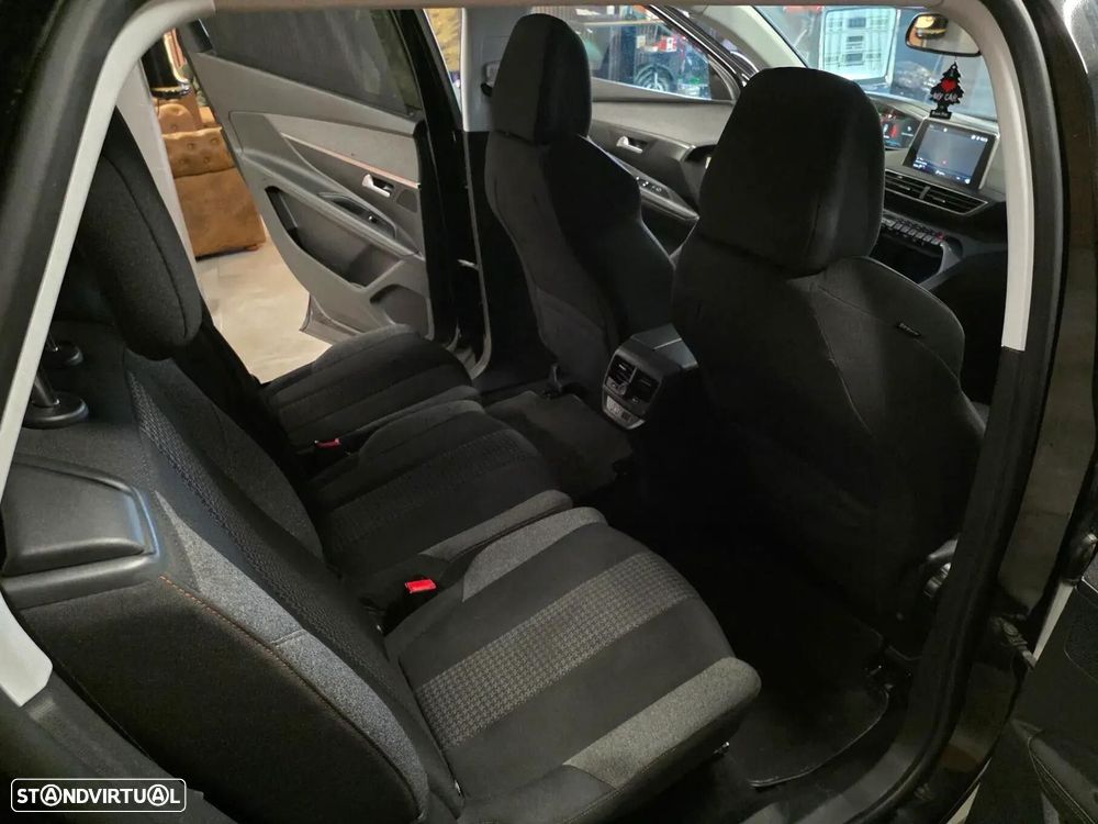 Peugeot 5008 BlueHDI 120 EAT6 Active - 16