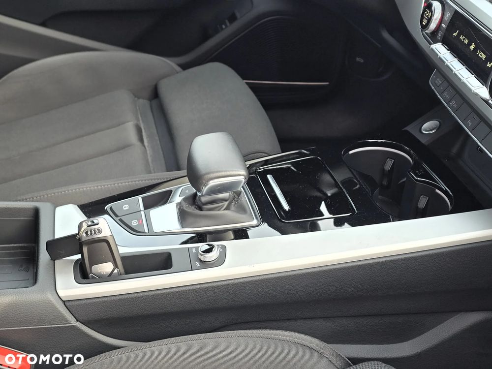 Audi A4 Avant 40 TFSI mHEV Quattro S Line S tronic - 36